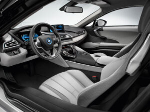 02-BMW-i8-Interior-01